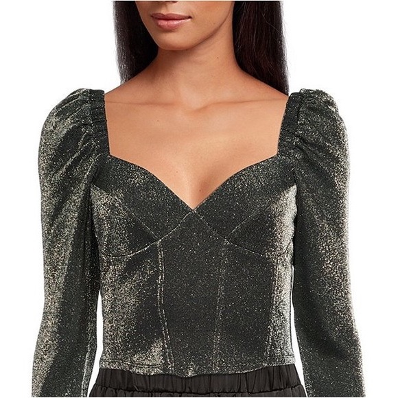 Gianni Bini Metallic Sweetheart Neck Long Sleeve Square Back Top - Picture 1 of 5